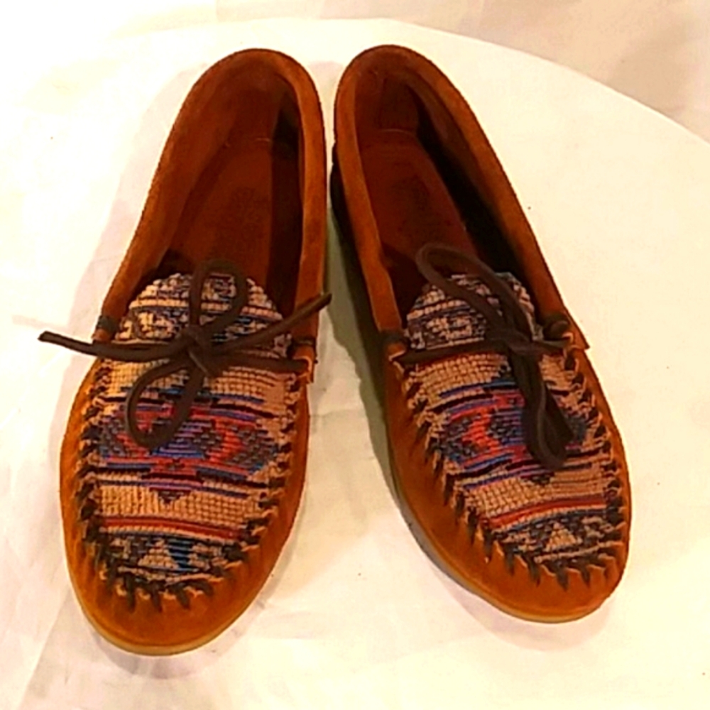 NWOT Minnetonka Suede Loafer Moccasins